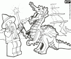Dva znaky z světa magie Lego. Starý kouzelník s kouzelnou hůlkou a drak
